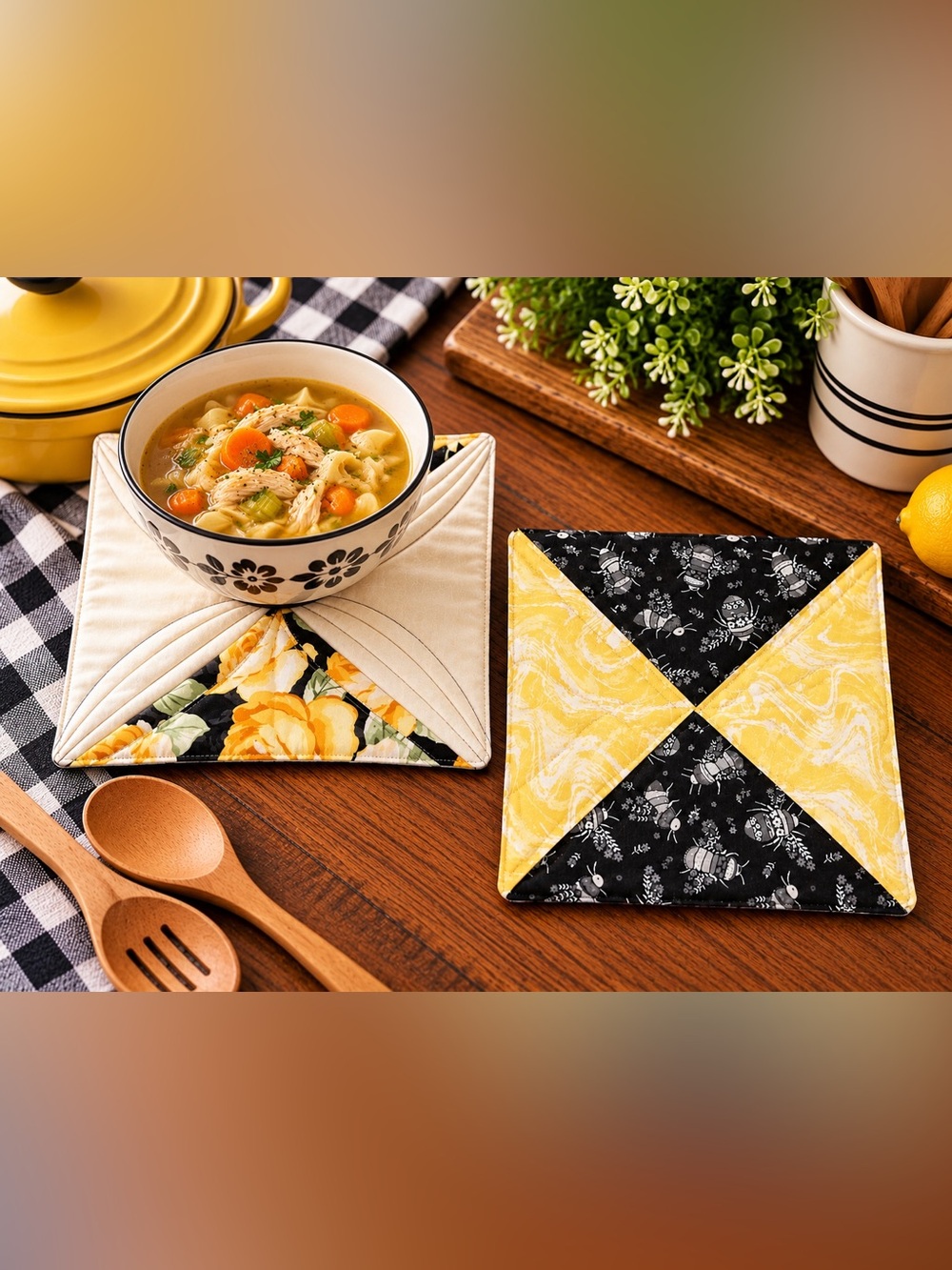 Handmade Quilted Hot Pads – Set of 2 – 2 Different Styles